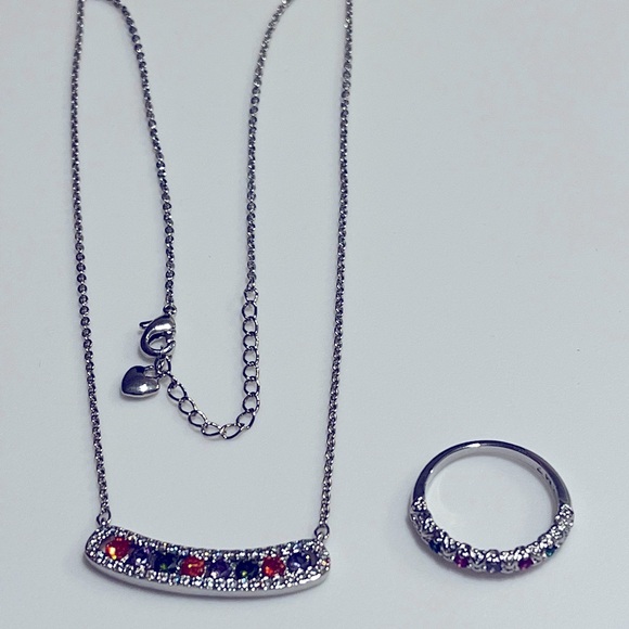 Pretty Bird Gemstone and Silver Necklace and Ring Set New and Sparkly Gift - Picture 4 of 11